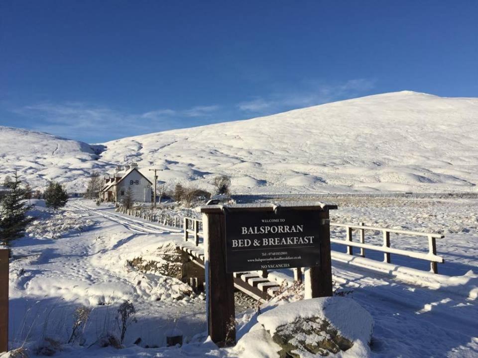 Balsporran Bed And Breakfast Dalwhinnie Zewnętrze zdjęcie
